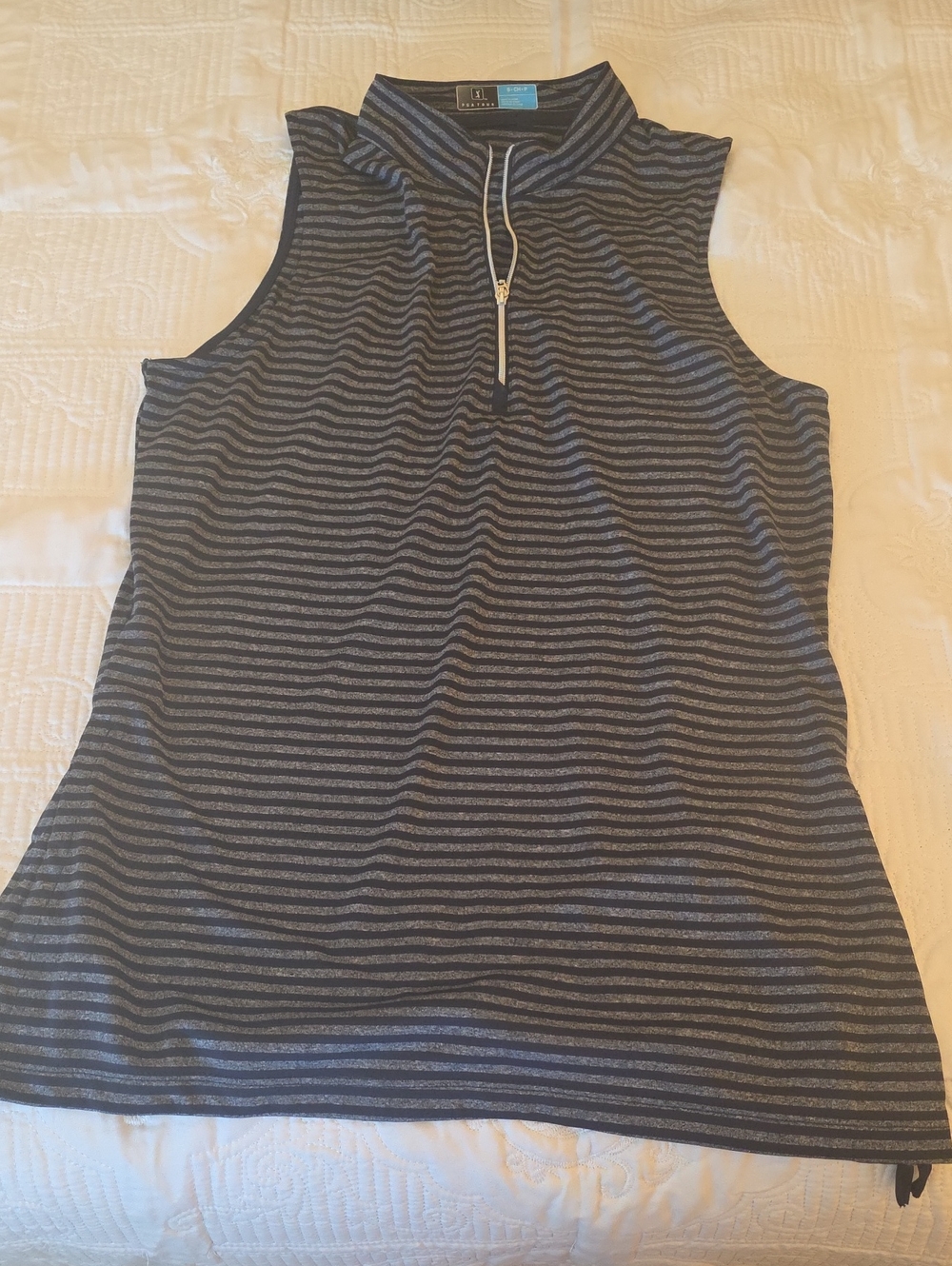 PGA Tour Black & Gray Striped Sleeveless Quarter-Zip Tank